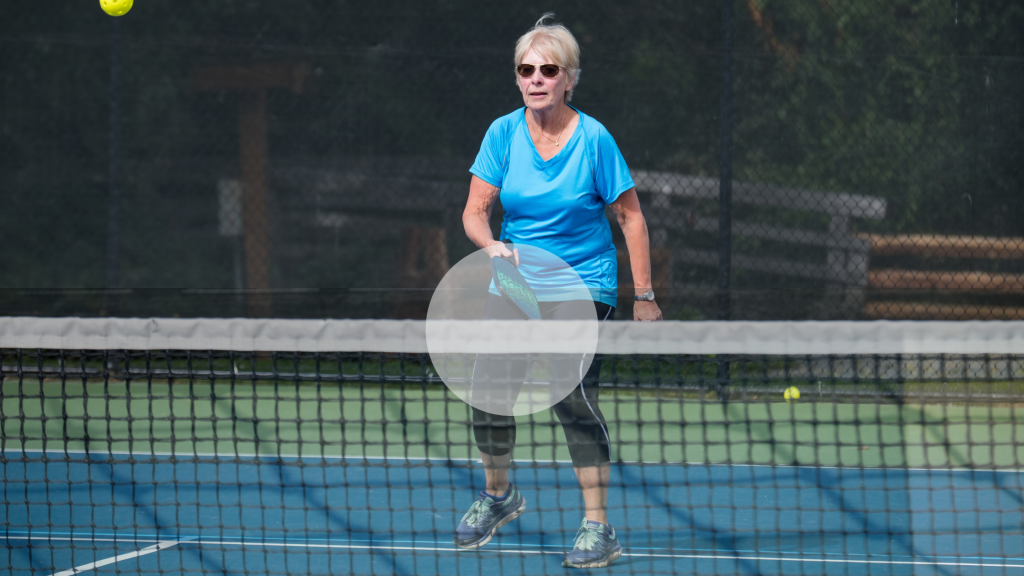 Pickleball Serving Rules - Should not touch to the net